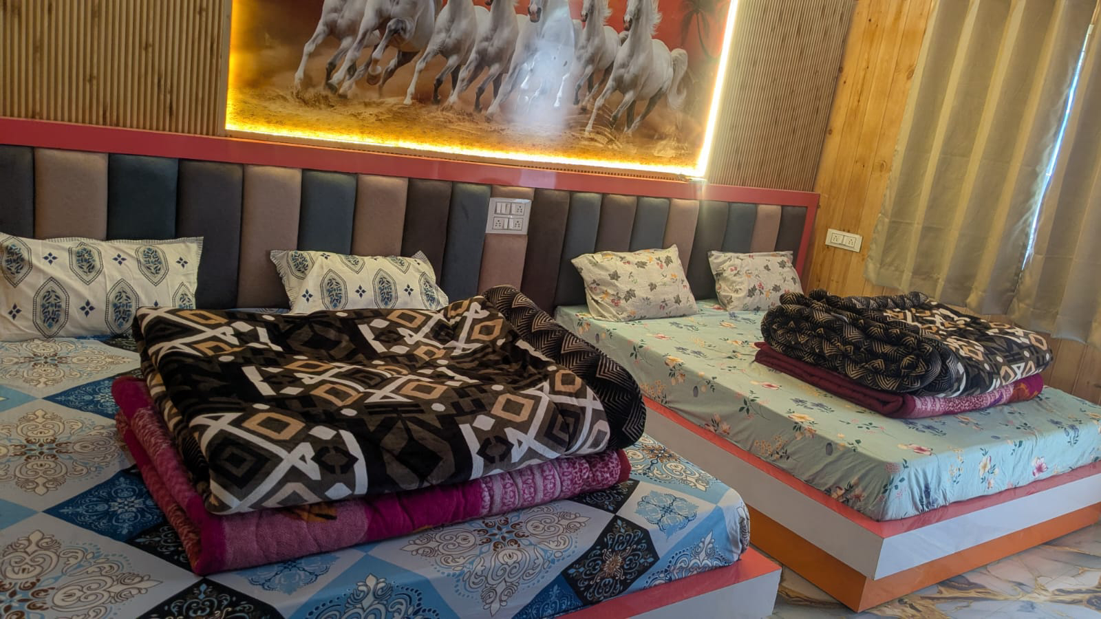 Room for family in Sonprayag
