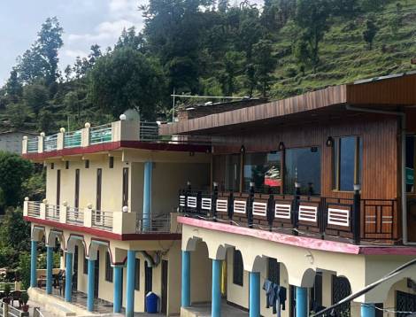 family homestay in sonprayag triyuginarayan